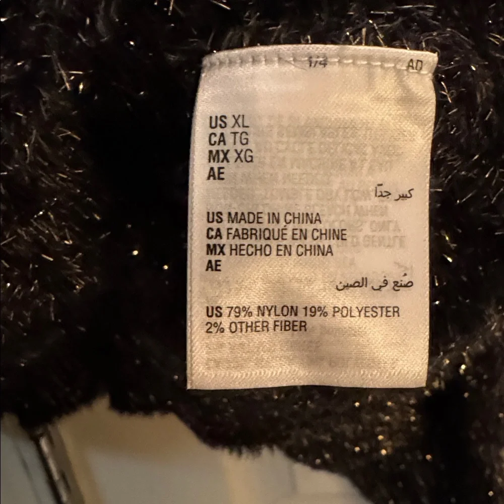 On 34th Sweater - Picture 13 of 13